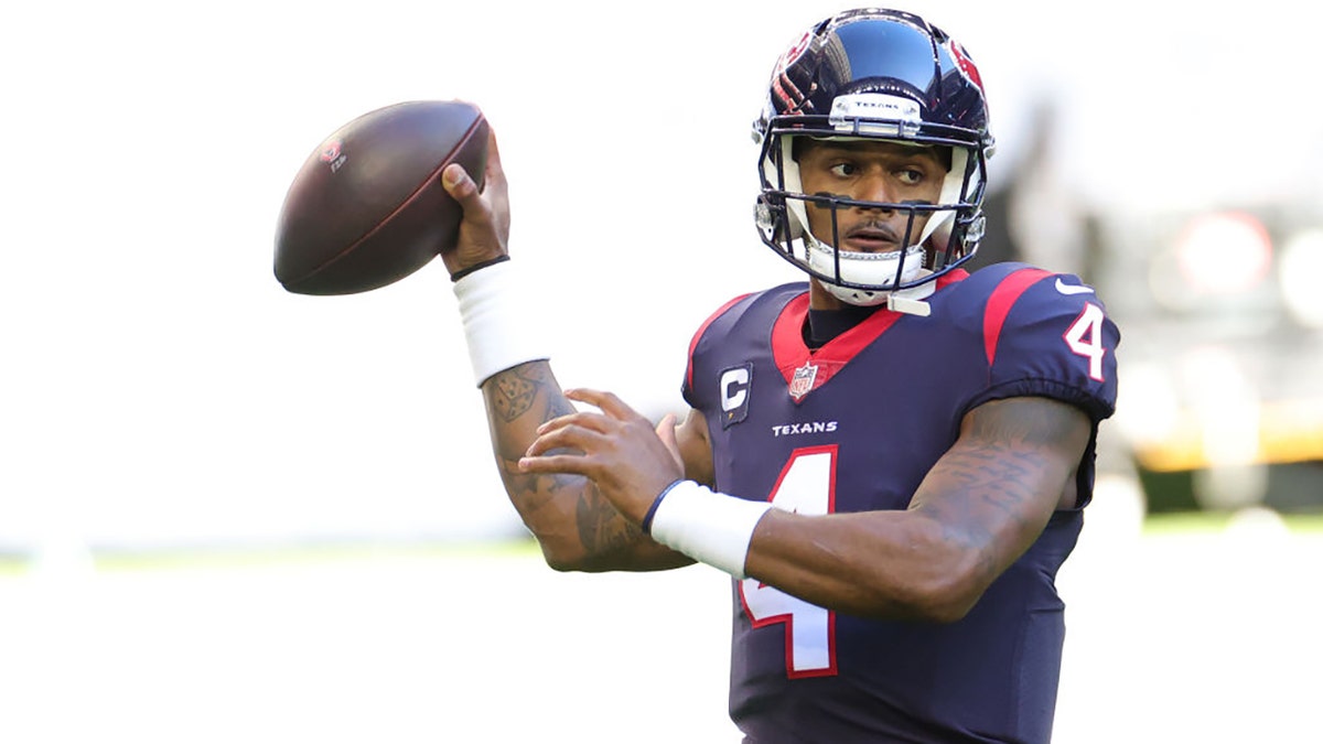 Deshaun Watson #4 of the Houston Texans in action against the Tennessee Titans during a game at NRG Stadium on January 03, 2021, in Houston, Texas. (Photo by Carmen Mandato/Getty Images)