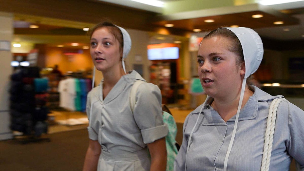 Rosanna (left) and Maureen claimed they have never been inside an airport.