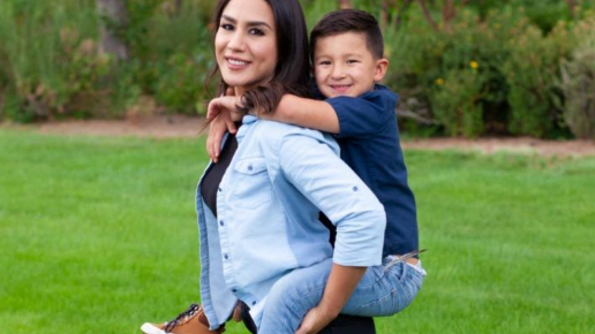 Pamela Cabriales with her son, Leo (GoFundMe)