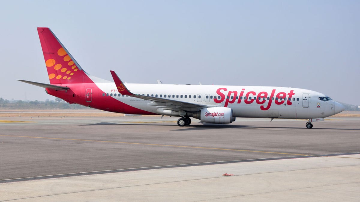 SpiceJet Boeing 737