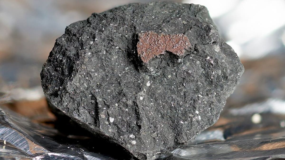 Scientists in the UK have recovered a piece of a meteorite that hit the Earth, and it’s a big find.