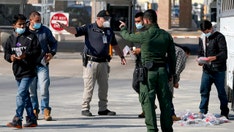 Biden giving media 'zero access' to border operations: photojournalist