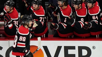 Fresh off No. 400, Blackhawks star Patrick Kane wants more