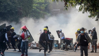 Burmese security forces kill at least 9 protesters in new clashes: report