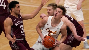 No. 20 Loyola cruises to 73-49 win over Southern Illinois