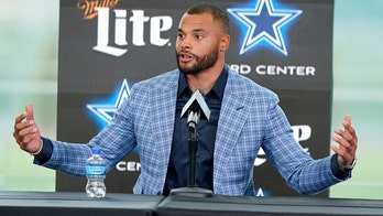 'Healthy' Prescott signs richest contract in Cowboys history