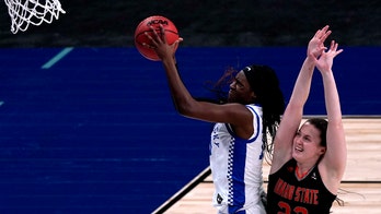 Howard, Patterson lead No. 18 Kentucky women in NCAA opener