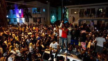 Black leaders say Miami Beach overreacting with curfew