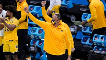 Michigan, Villanova push past key injuries in Sweet 16 run