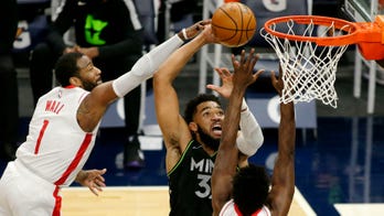 Towns scores 29 as TWolves come back to beat Rockets 107-101