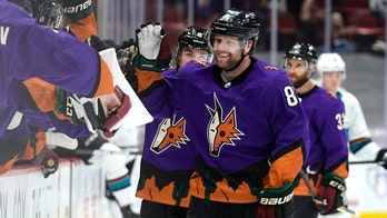 Kessel hat trick lifts Coyotes past Sharks 4-0