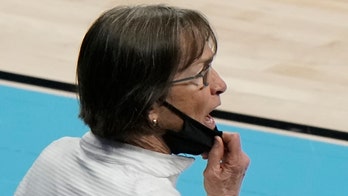 Top-seeded Stanford, No. 2 Louisville meet in 2018 rematch