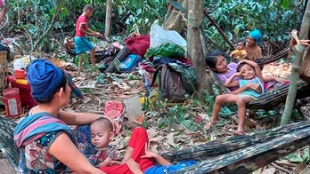 Thousands flee Burma airstrikes, complicating crisis