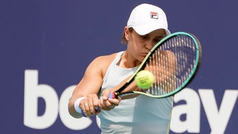 Barty goes distance, tops Azarenka to reach Miami quarters