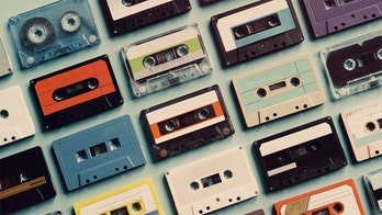 Dutch inventor of cassette audio tape dies at 94