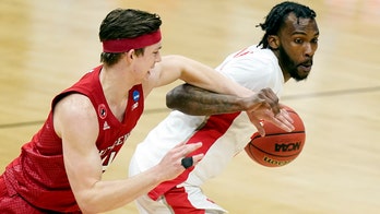 Houston's Dejon Jarreau gives gutsy performance in team's comeback victory over Rutgers