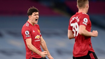 Winning run ended by Man U but City running away with title