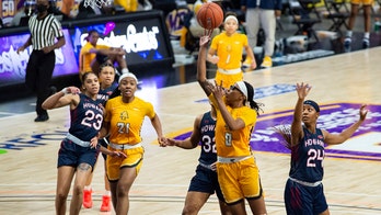 Winters late 3s send NC A&T women to NCAA over Howard 59-57