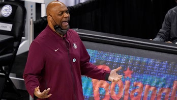 Florida State's Leonard Hamilton ruptures Achilles after freak accident before NCAA Tournament