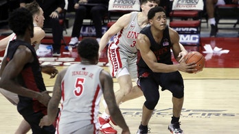 No. 19 San Diego State beats UNLV 71-62 for 2nd MWC title