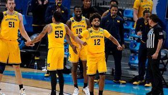 Michigan goes to the paint to top FSU 76-58