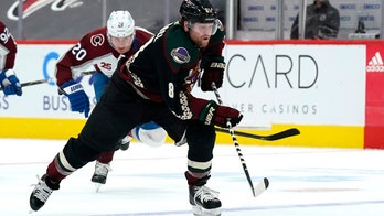 Coyotes rally, then win shootout to stop Avs' winning streak