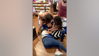 Arizona Bath & Body Works turns into slugfest between customer, employees