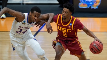 Mobley Bros. lead No. 6 seed USC to 85-51 rout of Kansas