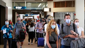 Hawaii beaches packed with hordes of maskless spring breakers: reports