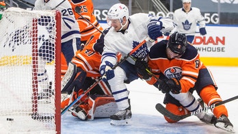 NHL-leading Maple Leafs beat Oilers 6-1 for 3-game sweep