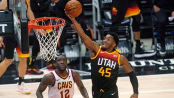 Jazz run win streak to 6 games with 114-75 win over Cavs