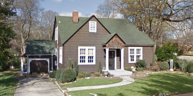 A house for sale in Huntsville, Ala., has gotten Twitter users talking about some eerie elements that unsettle an otherwise normal-looking home.