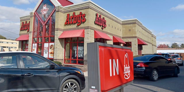 Arby’s manager admits to having urinated in milkshake mixture “at least twice”