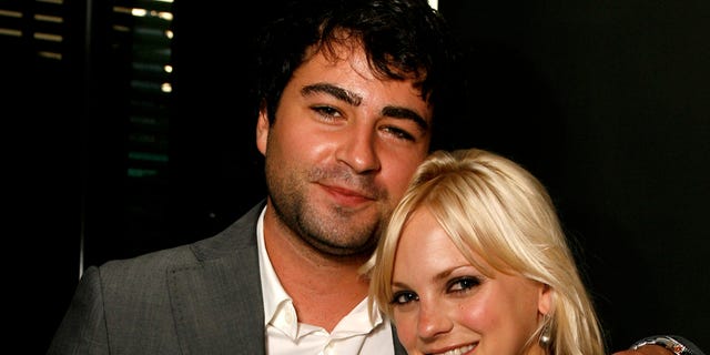 Anna Faris and Ben Indra were married from 2004 to 2008.