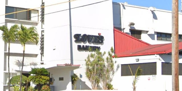 An exterior shot of Love's Bakery in Honolulu, HI.