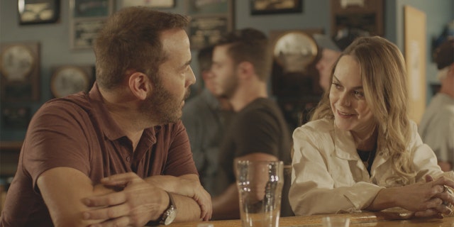Jeremy Piven (L) and Taryn Manning (R) in 'Last Call.'