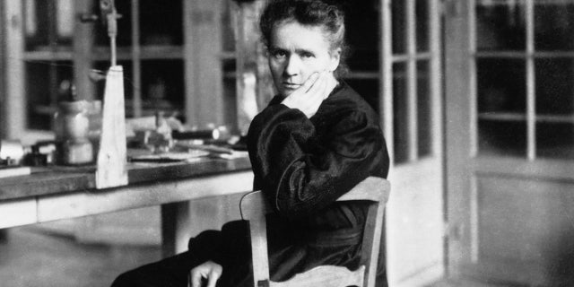 Marie Sklodowka Curie (1867 - 1934) in her laboratory. She shared a Nobel Prize in Physics in 1903 with her husband, Pierre, for their work in radioactivity. In 1911 she became one of the few people to be awarded a second Nobel Prize, this time in chemistry for her discovery of polonium and radium. Her daughter and son-in-law also shared a Nobel Prize for Chemistry in 1935 for work in radioactive materials. He went on to become the first chairman of the French atomic energy commission. France. (Photo by © Hulton-Deutsch Collection/CORBIS/Corbis via Getty Images)