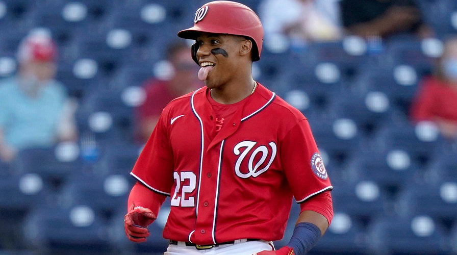 Juan Soto leaves game with shoulder contusion after being hit by