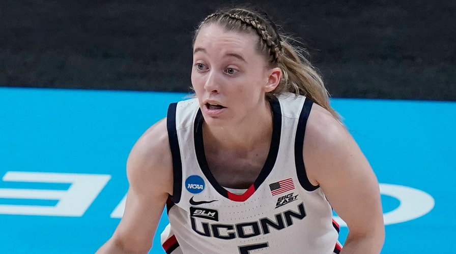 UConn's Paige Bueckers is first freshman to win AP women's basketball ...