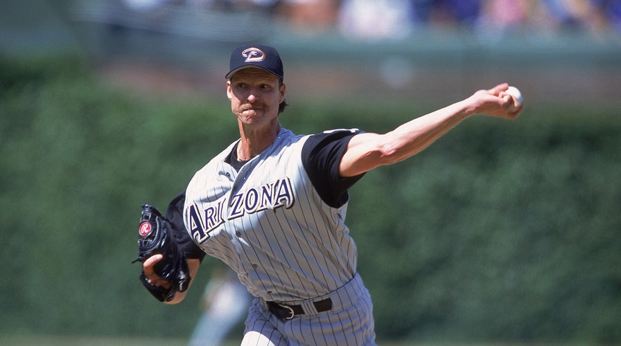 Randy Johnson tipped Pitches his Entire Careerand still TERRORIZED  hitters! 