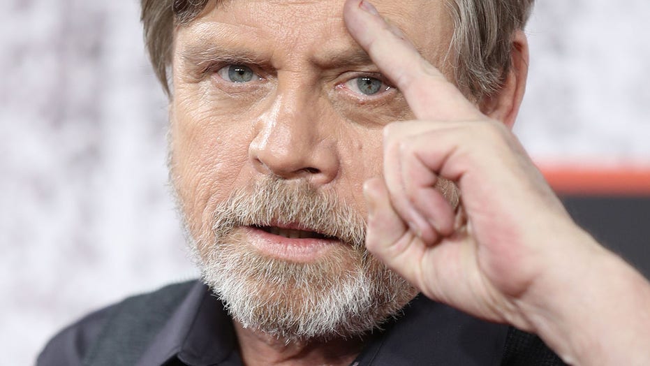 Mark Hamill defends criticized ‘Star Wars’ prequel movies