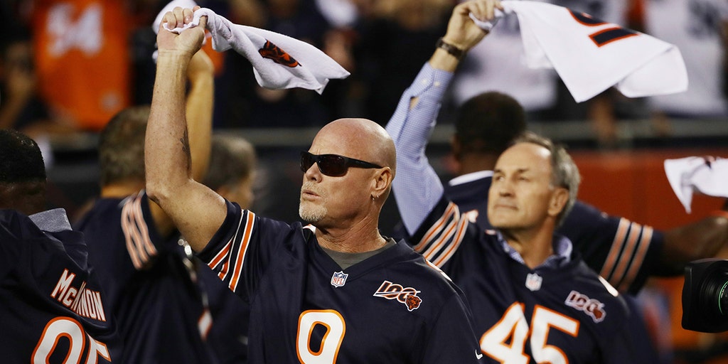 Jim McMahon praises the Packers and rips the Bears.