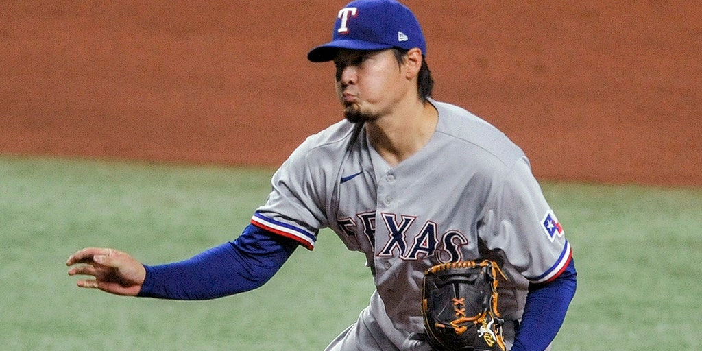 Lowe homers, rookie Arihara beats Rays 5-1 for 1st MLB win, Taiwan News