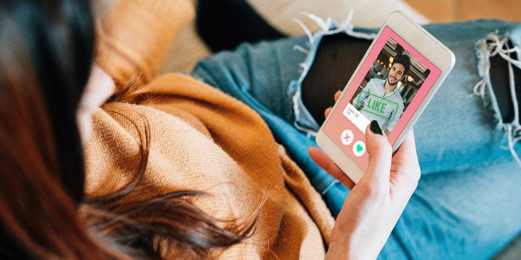 Tinder, Duolingo give free language lessons to singles looking for love internationally - Vimarsana News