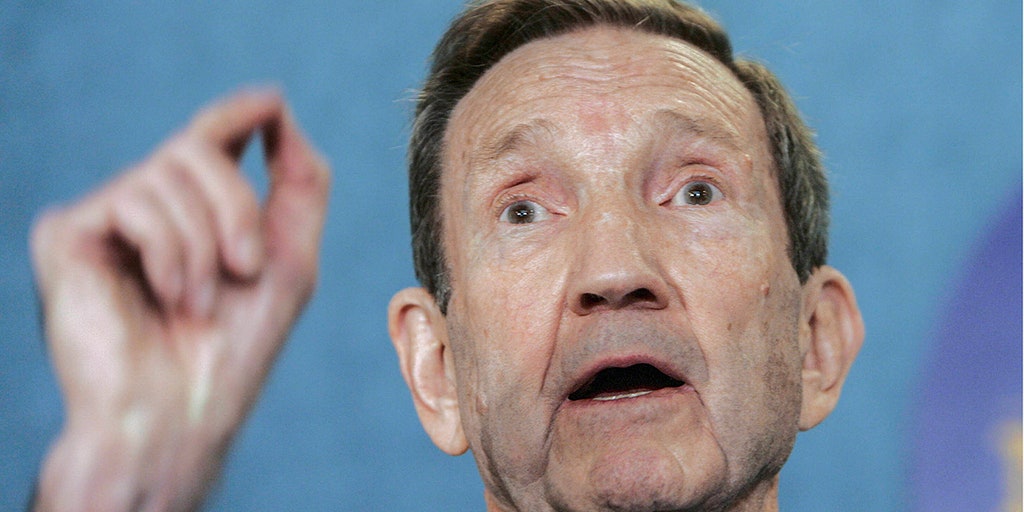 Ramsey Clark, US attorney general under Lyndon Johnson, dead at 93 - Vimarsana News