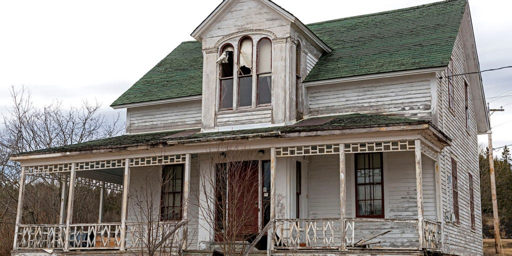 New homebuyers are seeking old homes, unaware of how costly renovations can be - Vimarsana News