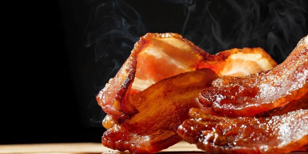 TikTok's 'twisted bacon' trend supposedly makes the 'crispiest and chewiest' bacon - Vimarsana News
