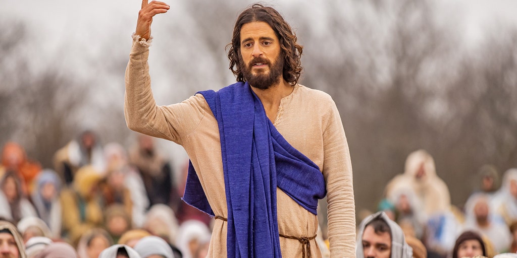 Jonathan Roumie on faith and prayer life during Advent and always: 'God hasn't forsaken us'