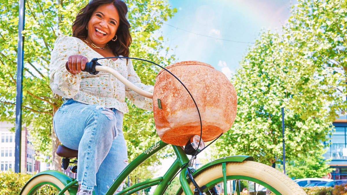 Panera unveils a 'Bread Bowl Bike' sweepstakes!, unbiased news from News Without Politics, NWP, subscribe, bicycle, Earth Day