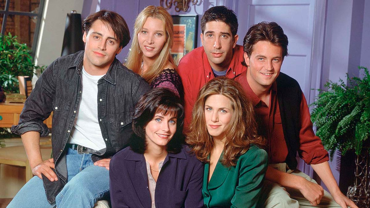 (Clockwise from bottom left) Courteney Cox, Matt LeBlanc, Lisa Kudrow, David Schwimmer, Matthew Perry and Jennifer Aniston will all return for the reunion special. (Photo by Reisig &amp; Taylor/NBCU Photo Bank/NBCUniversal via Getty Images)